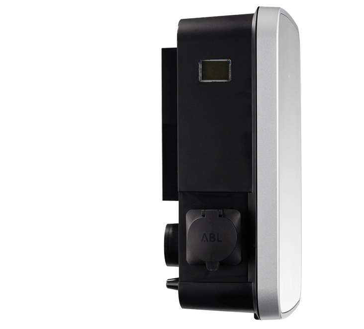 Wallbox eMH3 Ansicht 2 Seite links mit Steckdose und Display | ABL eMobility